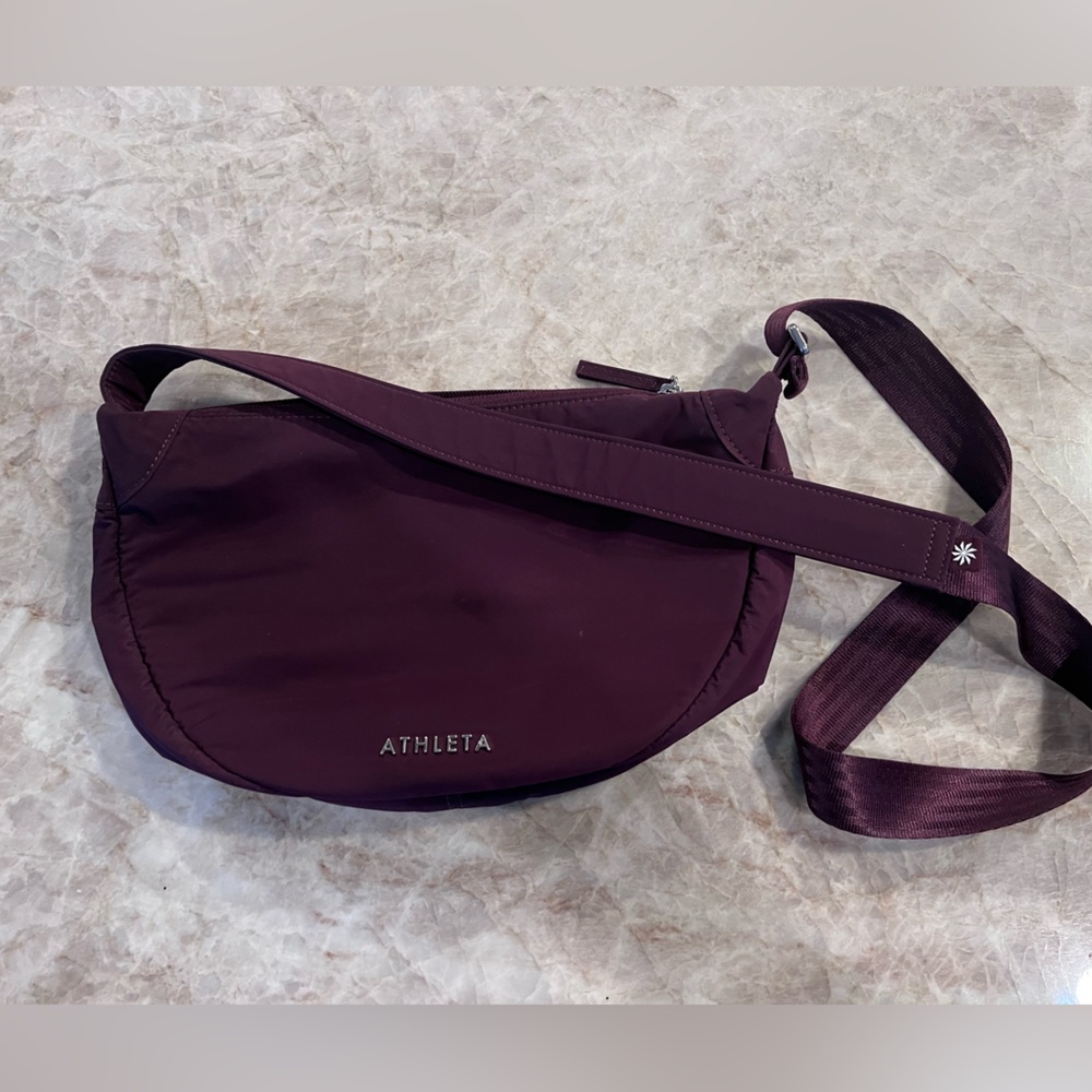 Athleta crossbody bag